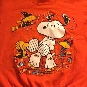 Vintage Peanuts Halloween sweatshirt